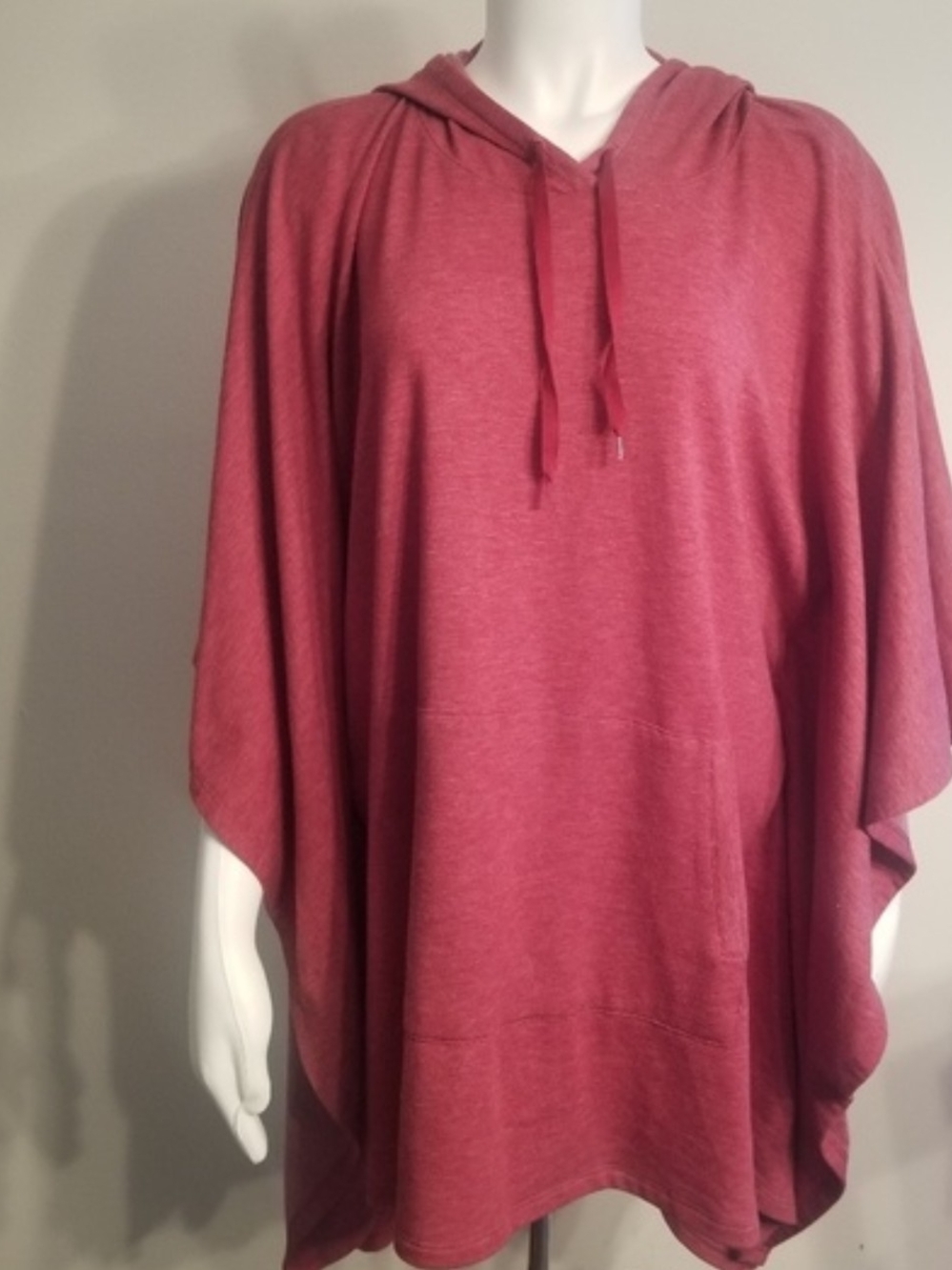 Cuddl Duds Hooded Poncho Top in Rose
